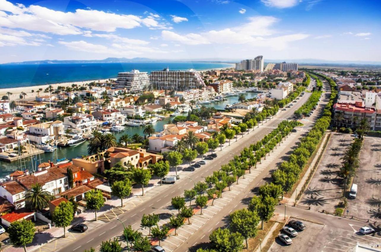 Apartamento Frente Al Canal Con Terraza Empuriabrava Eksteriør billede